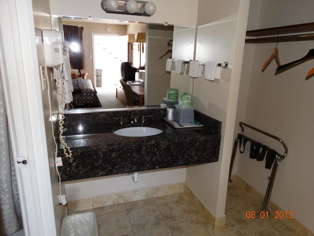 Colony Motel Brookfield Ruang foto